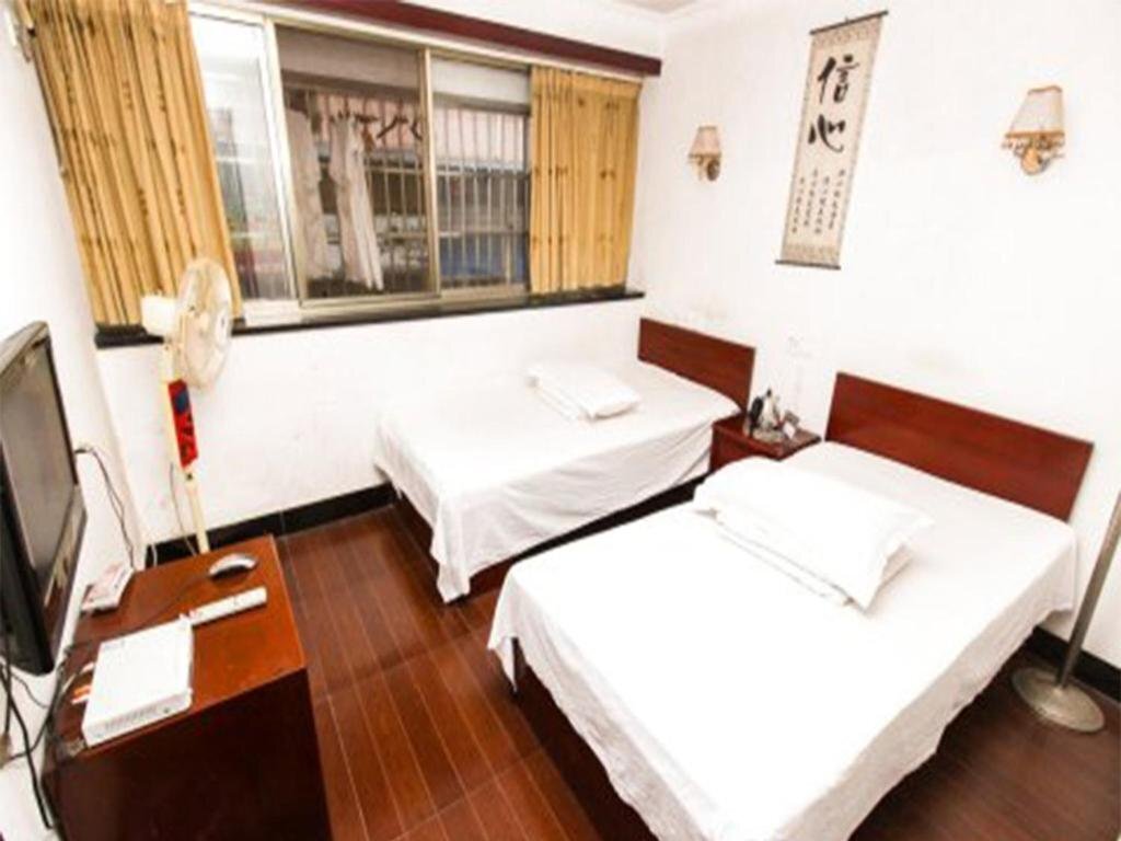 Xuancheng: Xuancheng Jingxian Hehuatang Business Inn