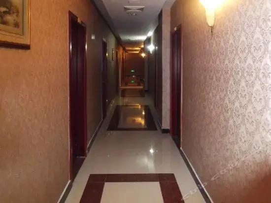 Суйнин: Xinyu Hotel