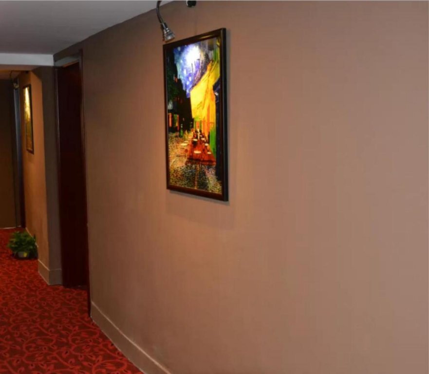 Далянь: Weiba Inns  Hotel