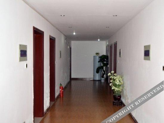 Наньтун: Rujia Hotel