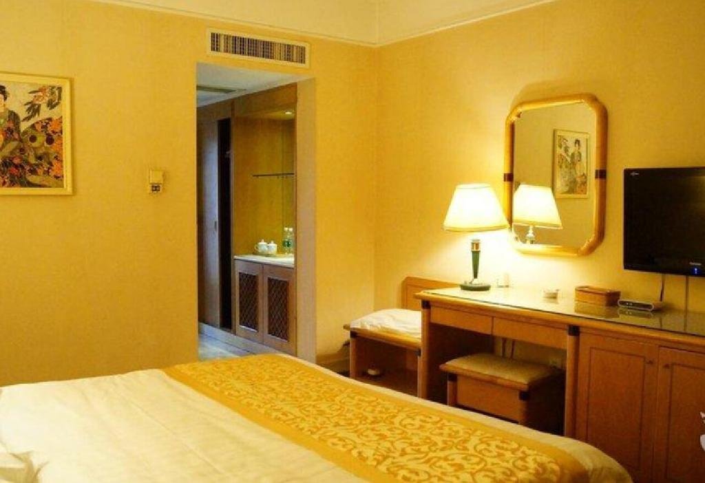 Аньцин: Anqing Hotel