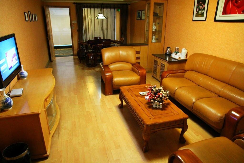 Аньцин: Anqing Hotel