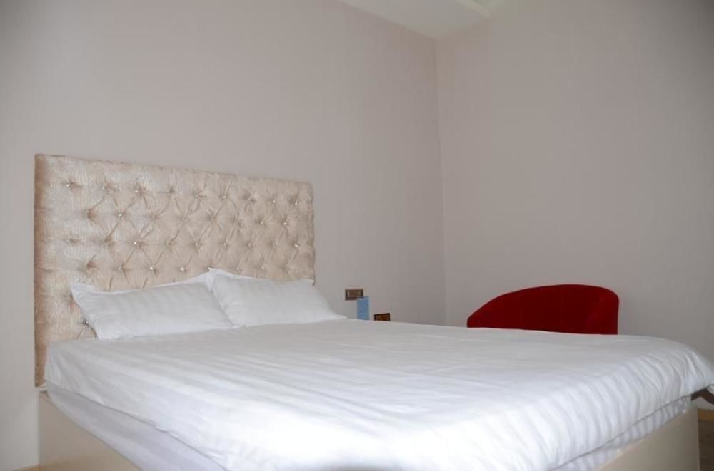 Шиянь: Wudangshan Tianbao Jiuru Hotel