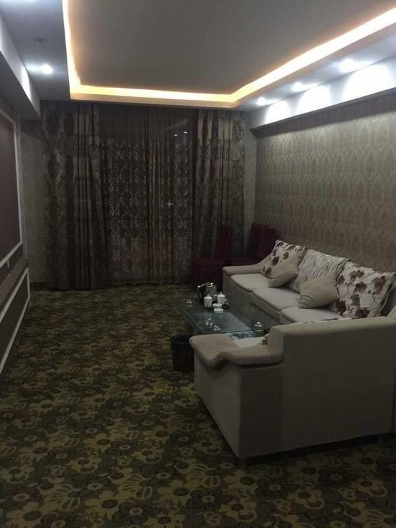 Хуайань: Huai'an Fulaidun Business Hotel