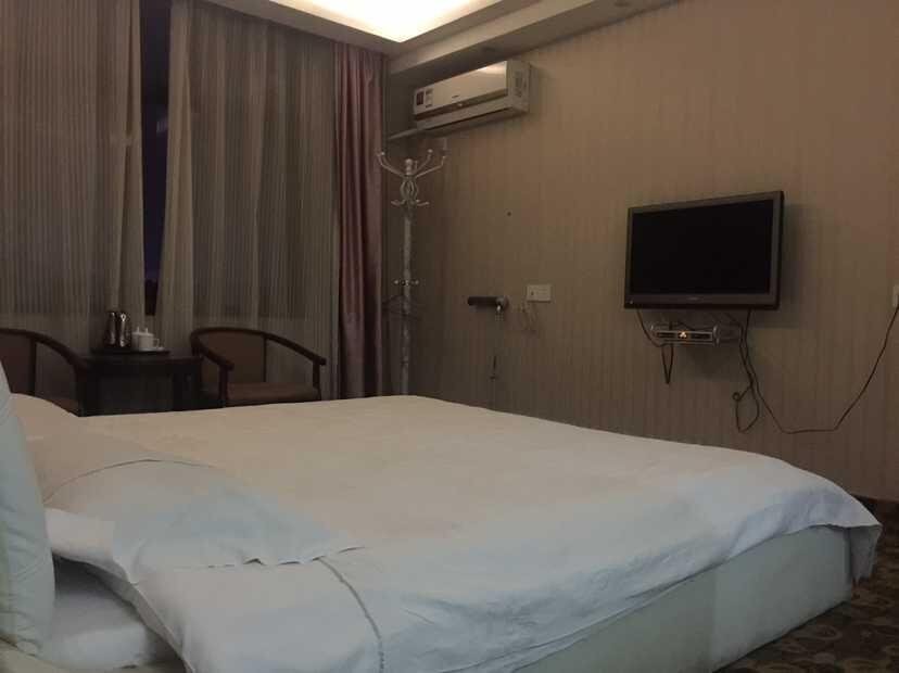 Хуайань: Huai'an Fulaidun Business Hotel