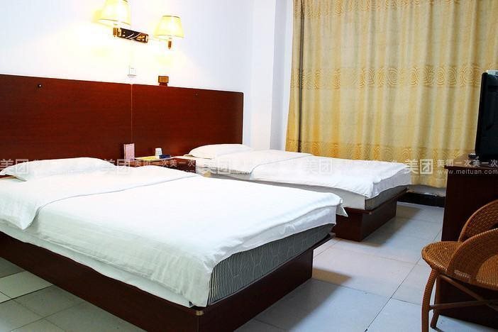 Луань: Luan Huoshan Shunyi Hotel