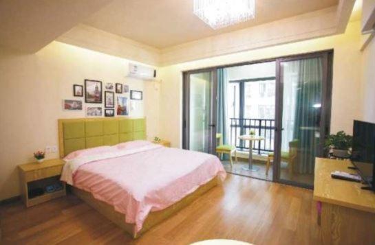 Чжучжоу: Zhuzhou Chengshi Qingnian Apartment