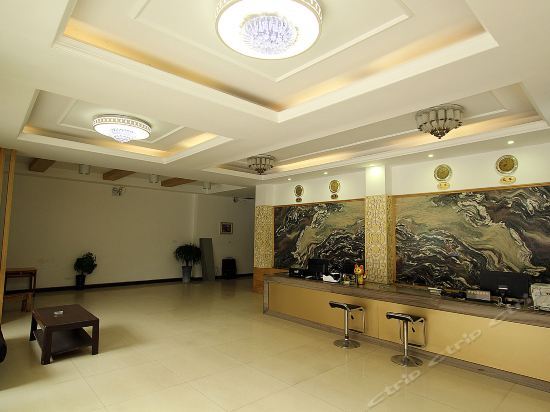 Гуйлинь: Penglai Business Hotel