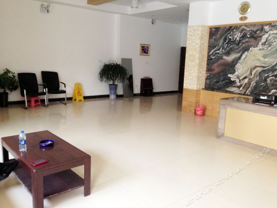 Гуйлинь: Penglai Business Hotel