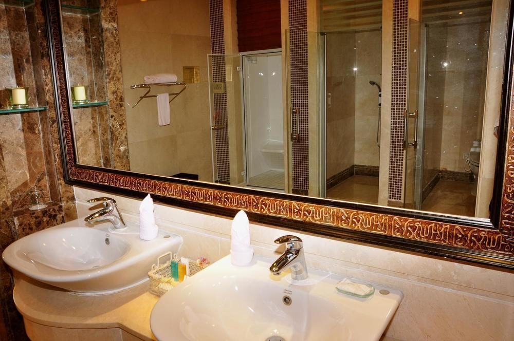 Нинбо: Yunhai Hotel - Ningbo