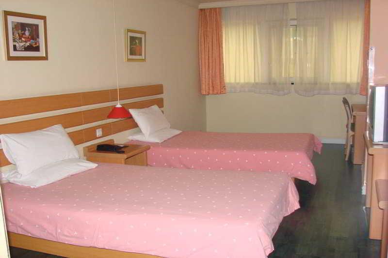 Шанхай: Home Inn Shanghai XuJiaHui