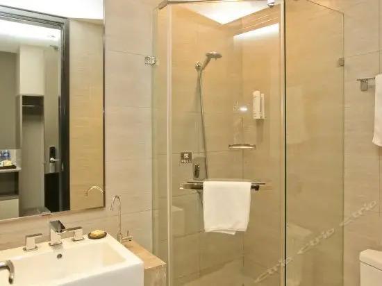 Далянь: Home Inn Plus