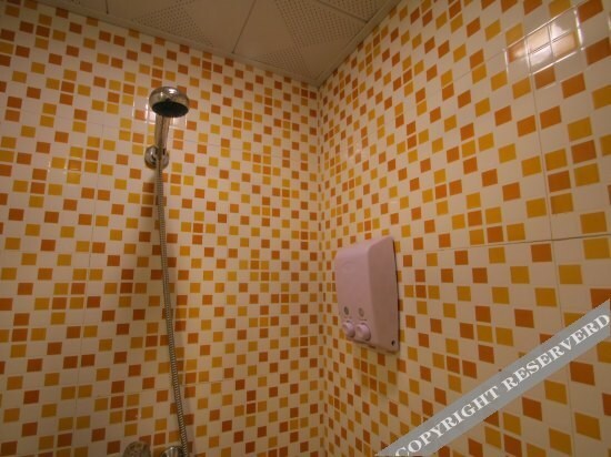 Шанхай: Home Inn Plus Shanghai West Yan'An Road