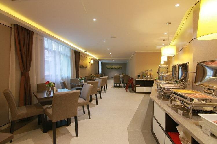 Шанхай: Home Inn Plus Shanghai Pudong Lujiazui Expo Park South Pudong Road