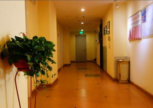 Чанша: Home Inn Changsha Railway Station Bayi Road