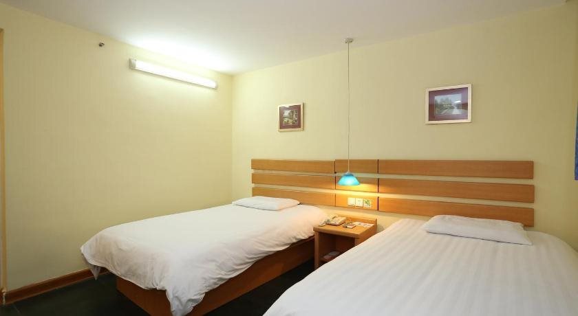 Чанша: Home Inn Changsha Railway Station Bayi Road