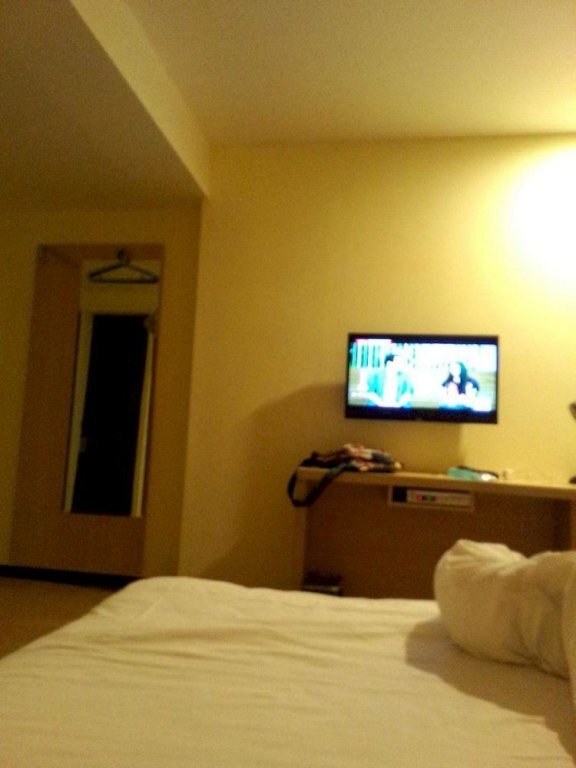Наньнин: Home Inn