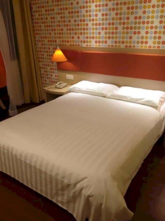 Наньнин: Home Inn