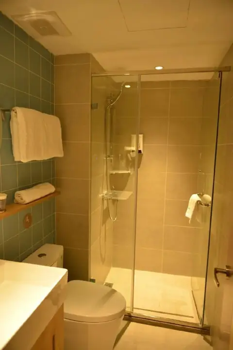 Home Inn Nanchang Bayi Square — фото 3