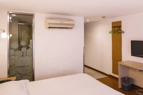 Ханчжоу: Motel Hangzhou Wulin Square Metro Station