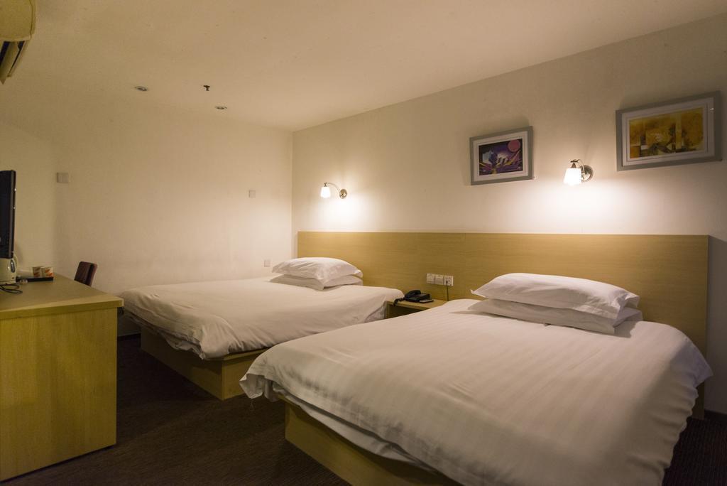 Чанша: Motel168 Changsha GaoQiao Inn