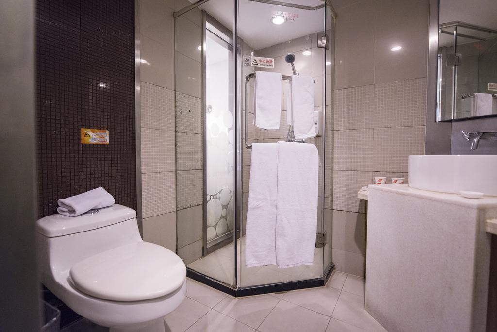 Чанша: Motel168 Changsha GaoQiao Inn