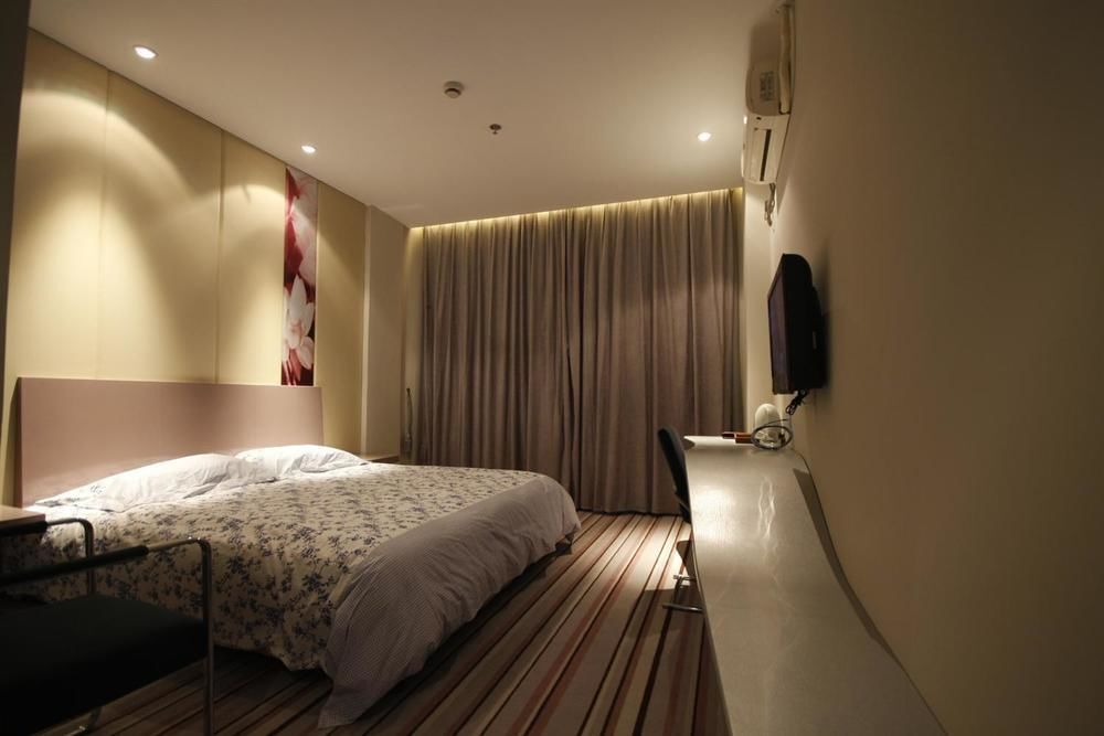 Zsmart Zhishang Hotel (Shanghai Songjiang Sports Center Metro Station Ledu) — фото 3