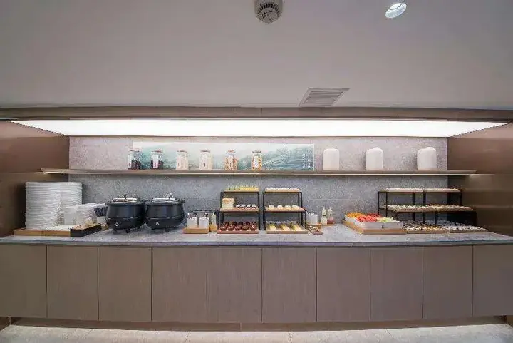 Шанхай: Ji Hotel (Shanghai People's Square, Nanjing Road)