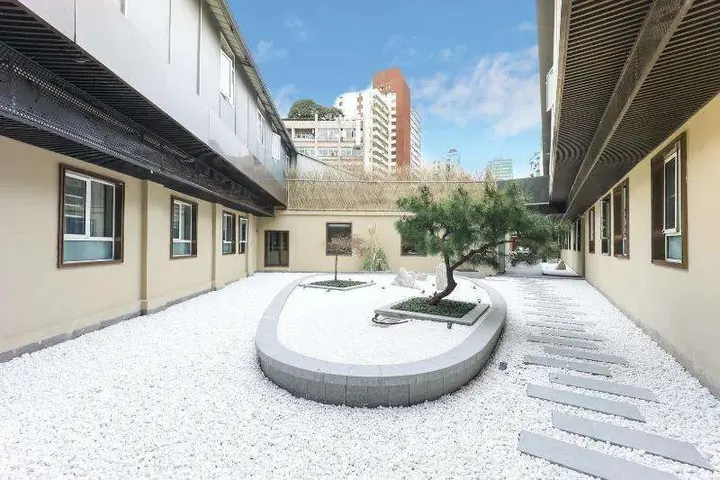 Шанхай: Ji Hotel (Shanghai People's Square, Nanjing Road)
