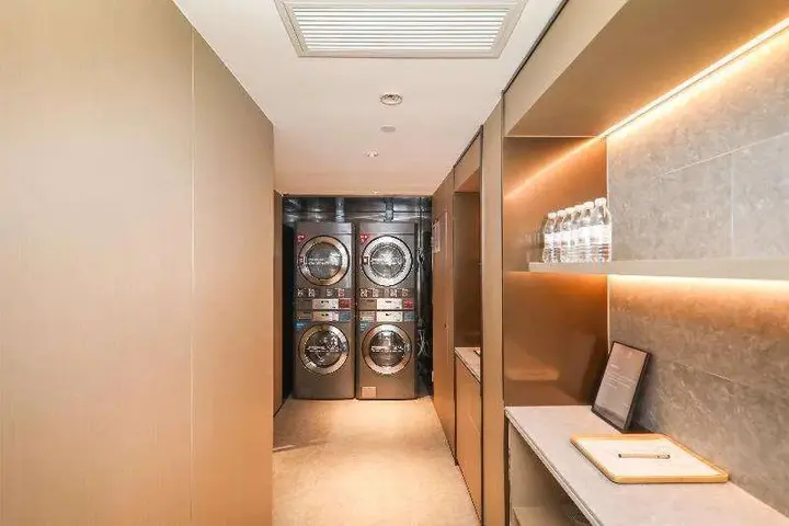 Шанхай: Ji Hotel (Shanghai People's Square, Nanjing Road)