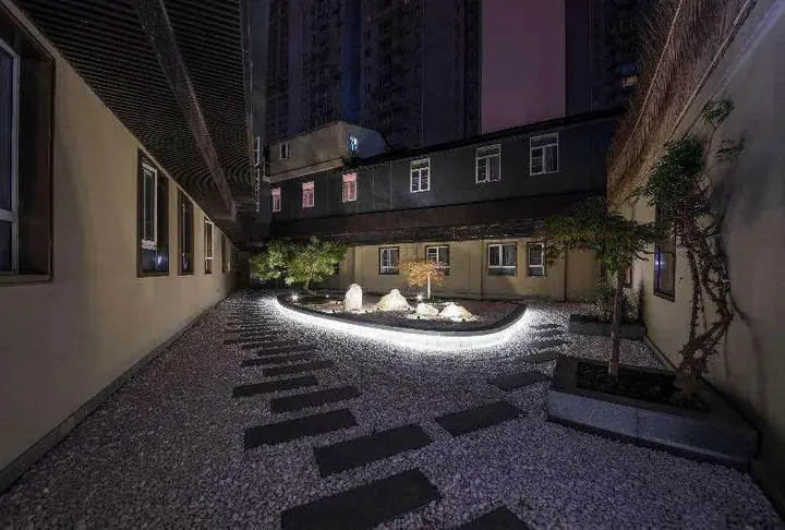 Шанхай: Ji Hotel (Shanghai People's Square, Nanjing Road)