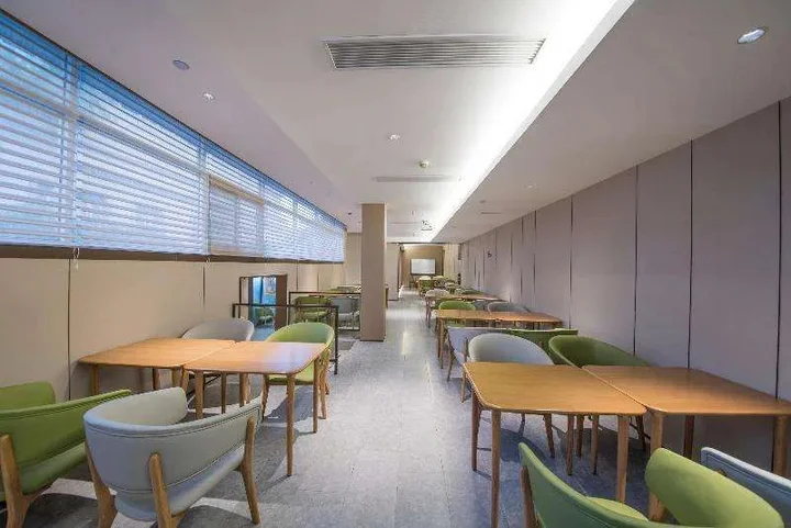 Шанхай: Ji Hotel (Shanghai People's Square, Nanjing Road)