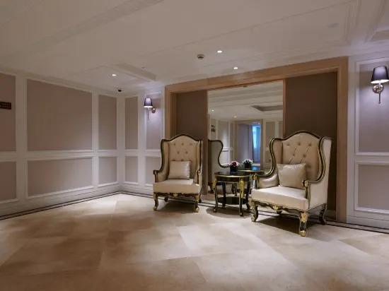 Шанхай: Polysheron Hotel Shanghai Jinshan Bailian City Beach