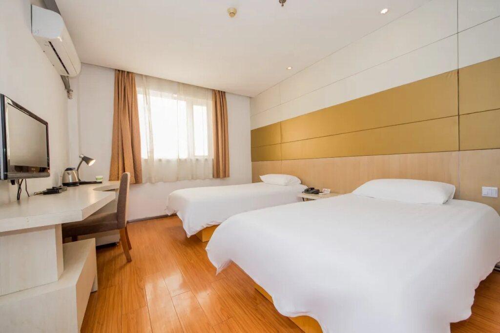 Шанхай: Motel 168 Sinan Road