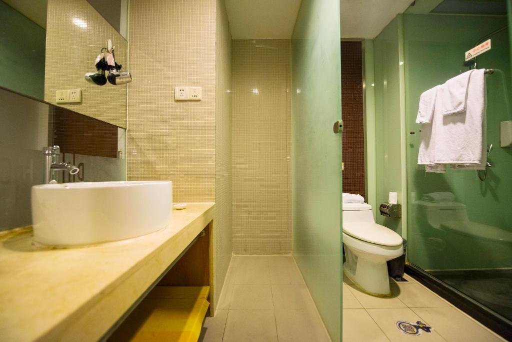 Ухань: Motel Wuhan Hankou Railway Station Square