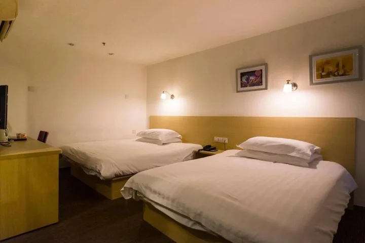 Ухань: Motel Wuhan Hankou Railway Station Square