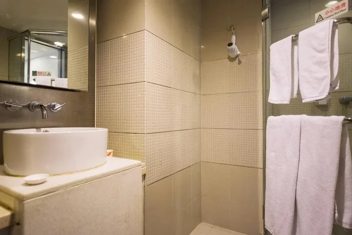 Ухань: Motel 168 Wuhan Jiefang Avenue Gutian 3rd Road