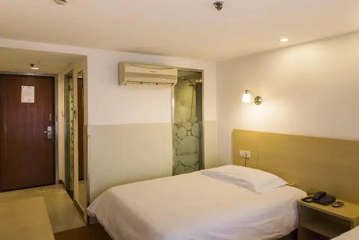Ухань: Motel 168 Wuhan Jiefang Avenue Gutian 3rd Road