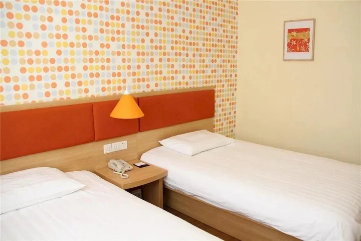 Хух-Хото: Home Inn Hohhot Wanda Plaza
