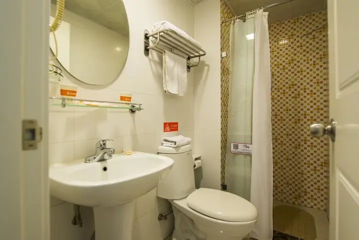 Харбин: Home Inn Harbin Convention and Exhibition Center Hengshan Road Wanda Plaza