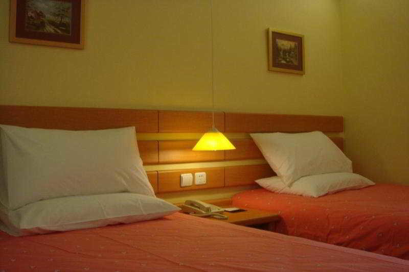 Харбин: Home Inn Central Avenue Pedestrain Street