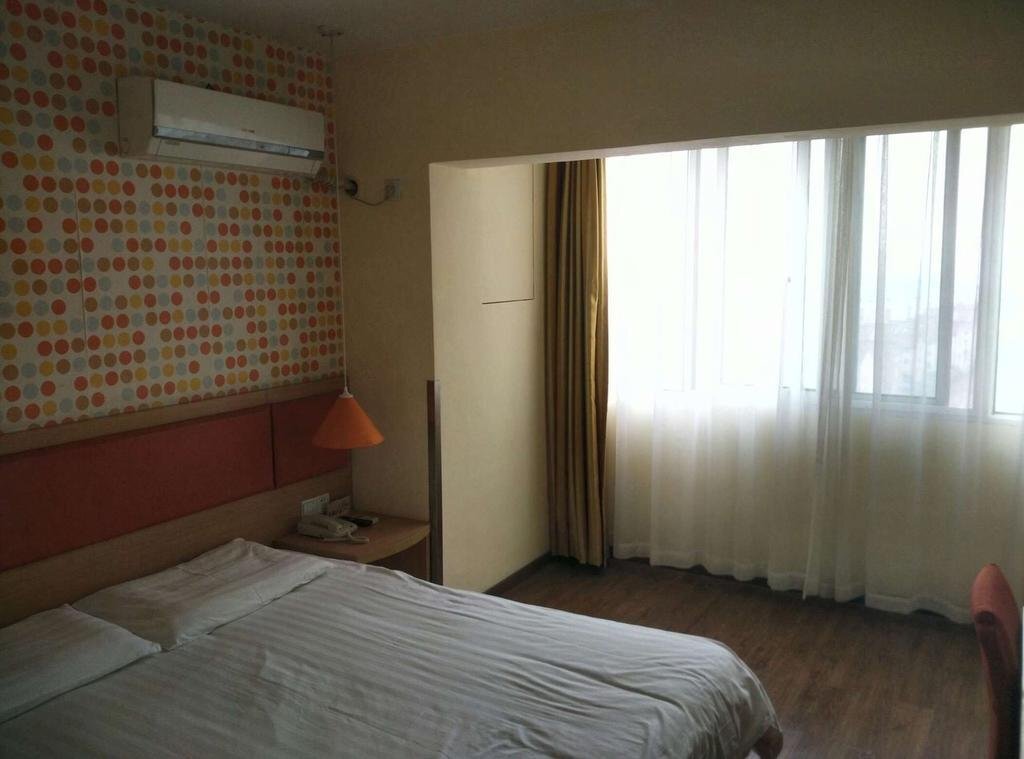 Ханчжоу: Home Inn Hangzhou Xiasha Gaosha Metro Station