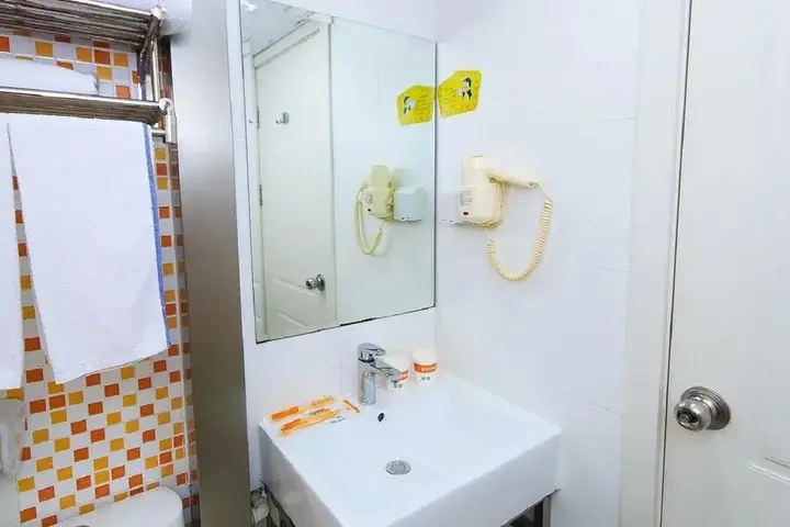 Ханчжоу: Home Inn Hangzhou Xiasha Gaosha Metro Station
