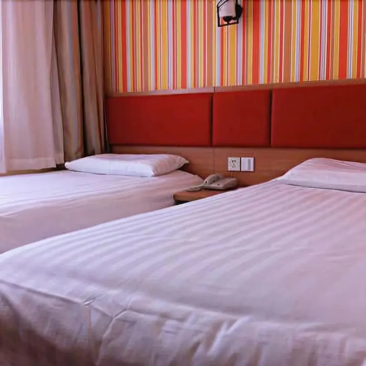 Ханчжоу: Home Inn East Railway Station