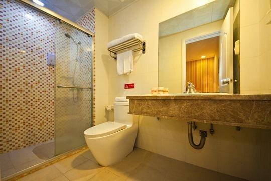 Фучжоу: Home Inn Fuzhou Wusi Road Wenquan