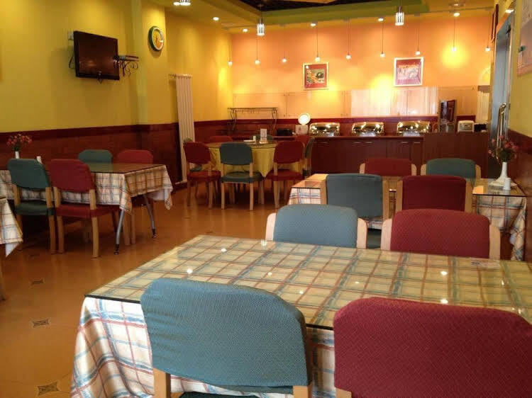 Цзинин: Home Inn Jining Middle Taibailou Road