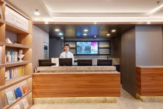 Шанхай: Hanting Shanghai Pudong Airport Chenyang Road