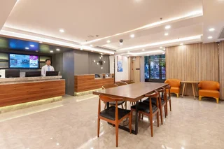 Шанхай: Hanting Shanghai Pudong Airport Chenyang Road