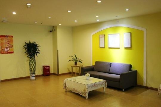 Шанхай: Home Inn Shanghai Stadium Tianyaoqiao Road