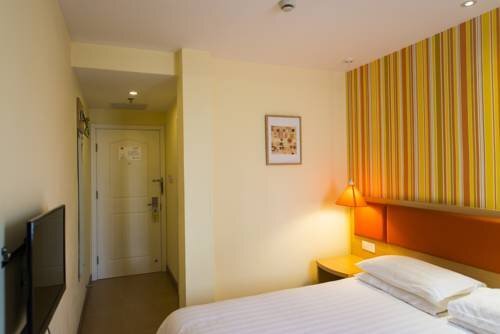 Шэньян: Homeinn Selected Hotel (Shenyang Zhongjie Imperial Palace Zhang's Shuai Mansion)